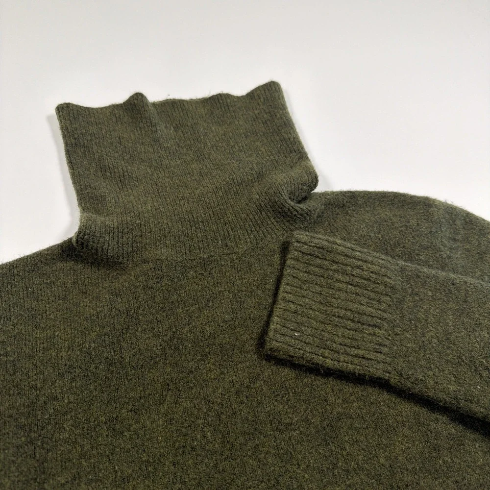 J. Crew Extra Soft Turtleneck Sweater Pullover Loden Green Size Medium